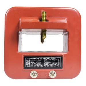 TRANSFORMADOR DE CORRIENTE BARRA FIJA LMZJ-0.66 800\5 5VA